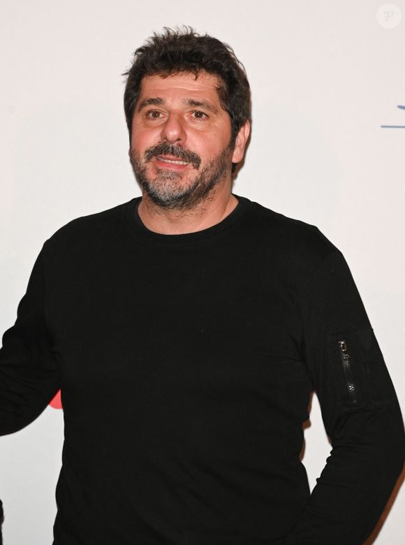 Il ajoute : "Ils sont au conservatoire et font de tout : ils chantent, ils jouent, ils jonglent, ils font du théâtre... Les enfants aujourd'hui ont des emplois du temps de ministre"

Patrick Fiori - Première du film "Alibi.com 2" au cinéma Le Grand Rex à Paris le 6 février 2023. © Coadic Guirec/Bestimage