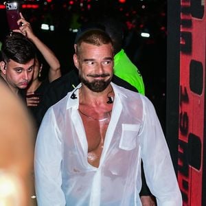 Le chanteur Ricky Martin a failli se faire arracher sa chemise par des fans lors du concert "Registro Histórico" au Parc Olympique de Rio de Janeiro.
©Bestimage