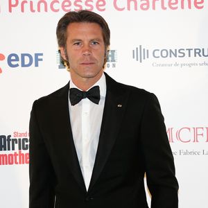 Exclusif - Le prince Emmanuel-Philibert de Savoie - Soirée de Gala "Africa on the Rock" de l'AMREF Flying Doctors en partenariat avec la Fondation Princesse Charlene de Monaco à l'hôtel de Paris, le 17 octobre 2015 à Monaco. L'AMREF Flying Doctors est la première ONG de santé publique en Afrique. Cette soirée marquera pour elle le lancement officiel  de la phase II de la campagne internationale "Stand Up for African Mothers", qui vise à former 15000 sage femmes africaines pour contribuer à réduire la mortalité maternelle et néonatale en Afrique subsaharienne. Ce sera aussi le lancement d'un projet au Kenya entre l'AMREF et la Fondation Princesse Charlene de Monaco pour la santé des enfants via l'accès à l'eau potable, l'éducation à l'hygiène, la prévention de la noyade, l'apprentissage de la natation et du secourisme à l'école. Selon l'OMS, la noyade est une question de santé publique majeure : 42 personnes meurent noyées chaque heure dans le monde. Le continent africain est l'un des plus touchés.
© Bruno Bebert / Olivier Huitel / Pool Restreint / Bestimage