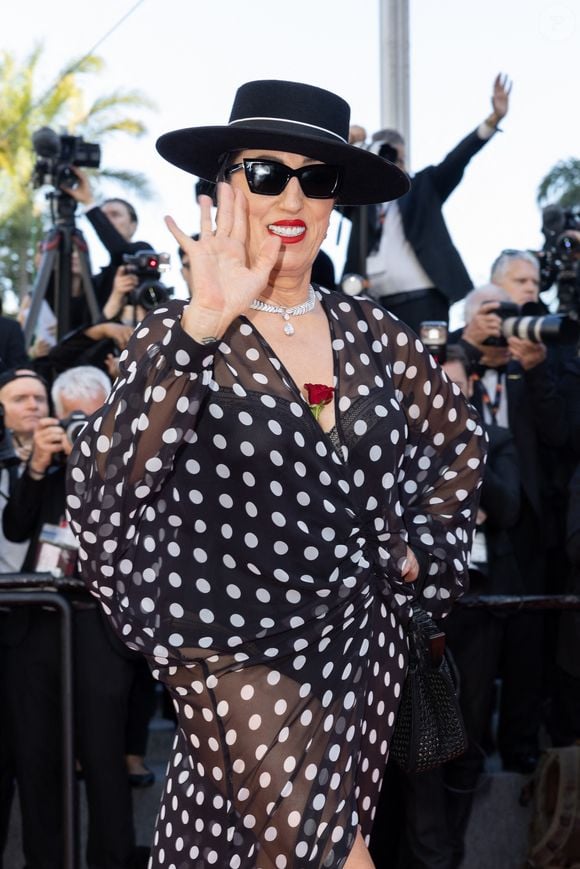 Rossy de Palma - Montée des marches du film « Emilia Perez » lors du 77ème Festival International du Film de Cannes, au Palais des Festivals à Cannes. Le 18 mai 2024 © Olivier Borde / Bestimage