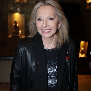 Exclusive - Véronique Sanson assiste au lancement du livre de Francois Bernheim " Eddie Barclay et Moi " organisé par Five Eyes Production au Buddha Bar le 07 avril 2025 à Paris, France. Photo by Jerome Dominé/ ABACAPRESS.COM