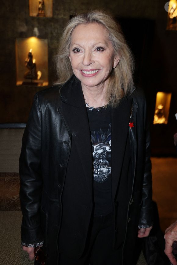 Exclusive - Véronique Sanson assiste au lancement du livre de Francois Bernheim " Eddie Barclay et Moi " organisé par Five Eyes Production au Buddha Bar le 07 avril 2025 à Paris, France. Photo by Jerome Dominé/ ABACAPRESS.COM