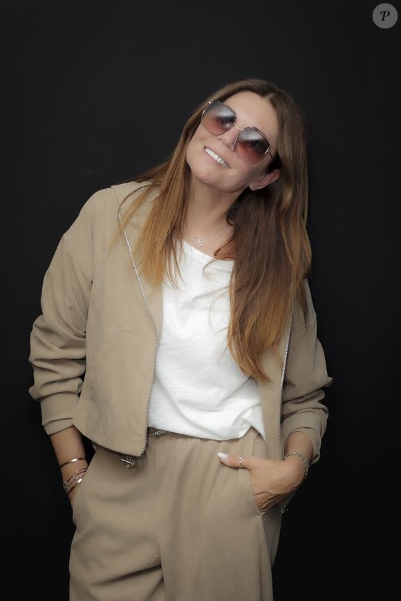 Exclusif - Veronika Loubry - Enregistrement de l'émission "15h-16h30", présentée par C.S.Cohen et diffusée en direct sur Radio J. Le 8 avril 2024 © Jack Tribeca / Bestimage