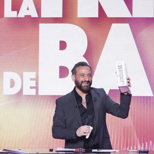 Exclusif - Cyril Hanouna, sur le plateau de l’émission « TPMP » présentée par C.Hanouna et diffusée en direct sur Youtube et sur toutes les box exceptée Bouygues (SFR, FREE, MyCanal etc), Paris, France, le 03 mars 2025. © Jack Tribeca / Bestimage