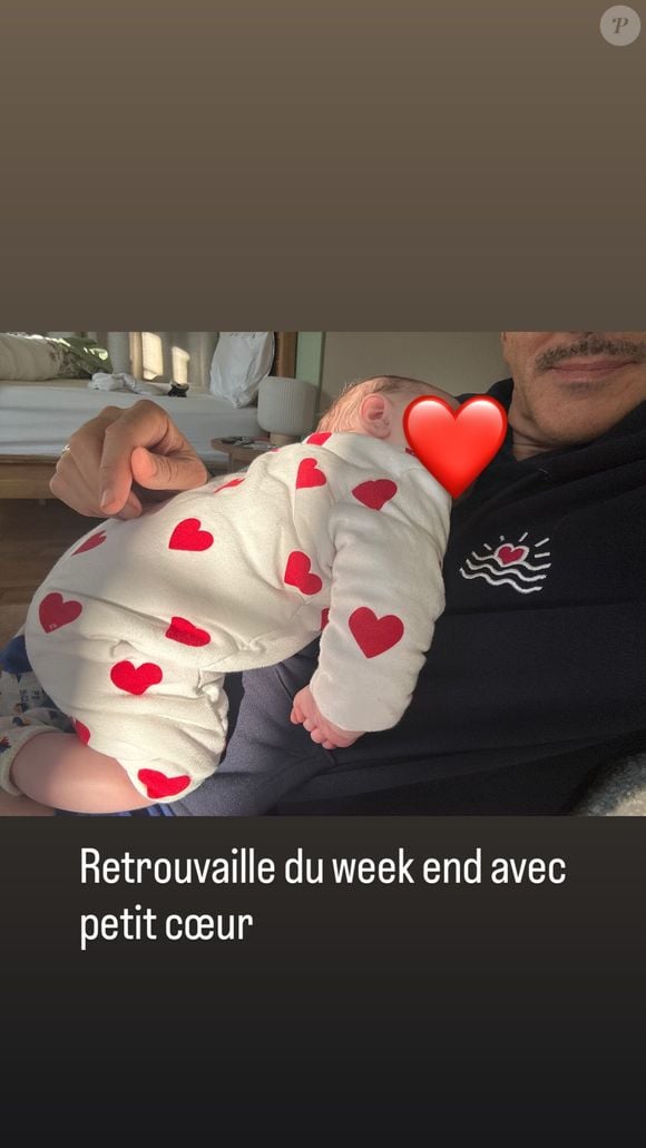 Elie Semoun : selfie avec son bébé le 11 octobre 2025 ©Instagram - Elie Semoun