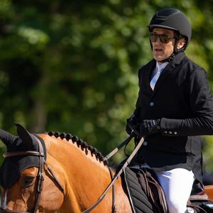 Guillaume Canet sur James Bond du Bec lors du prix Geberit lors de la 9ème édition du "Longines Paris Eiffel Jumping" au Champ de Mars à Paris, France, le 24 juin 2023. © 
Perusseau-Veeren/Bestimage