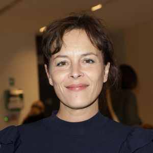 Armelle Deutsch s’est également investie dans la région en ouvrant le restaurant Chez Arti à Lavardin.

Armelle Deutsch - Avant-première du documentaire "Témoins" au cinéma Pathé Palace à Paris le 14 octobre 2024. 

© Coadic Guirec / Bestimage