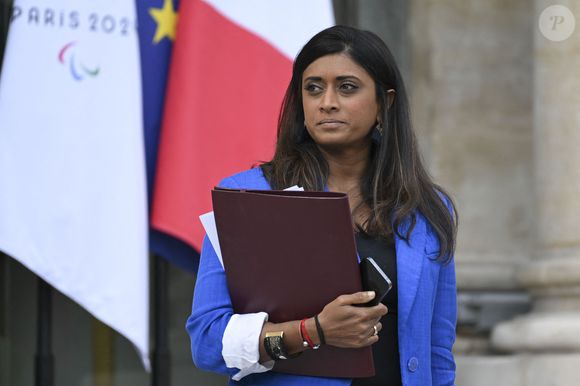 Prisca Thevenot à la sortie du conseil des ministres, au palais présidentiel de l'Elysée à Paris, France, le 12 juin 2024. © Michael Baucher/Panoramic/Bestimage