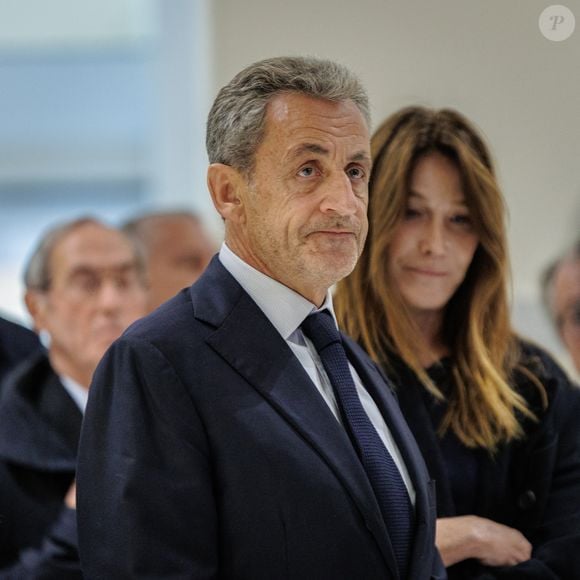 Nicolas Sarkozy et sa femme Carla Bruni - Nicolas Sarkozy condamné à 5 ans de prison à l'issue du procès de l'affaire du financement libyen au tribunal correctionnel de Paris, le 25 septembre 2025.  © Sadak Souici/ZUMA Press Wire