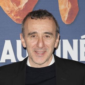 Il compare même la satisfaction ressentie après avoir aménagé un espace à celle qu'il éprouve lorsqu'il termine d'écrire un sketch ou une chanson.

Elie Semoun - Avant-première du film "David" au cinéma UGC Bercy de Paris le 15 février 2026.

© Coadic Guirec/Bestimage