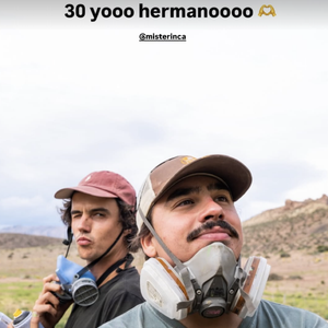 Ainsi que plusieurs de ses amis.

Inca Pagny, le fils de Florent Pagny, fête ses 30 ans
