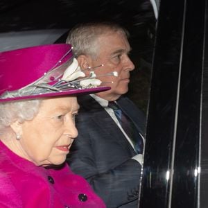 Le prince Andrew, duc d'York, arrive, pour la deuxième cet été, avec la reine Elisabeth II d'Angleterre, à la résidence de Balmoral. Le 15 septembre 2019.
Agence / Bestimage