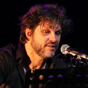 Le dernier compagnon de Krisztina Rady accuse Bertrand Cantat

Exclusif - Bertrand Cantat (ex-membre du groupe "Noir Désir" et actuel membre du groupe "Détroit") fait une pause dans sa carrière musicale et se lance dans une tournée de lecture de textes poétiques avec deux musiciens autour de lui
© Patrick Bernard/ Bestimage