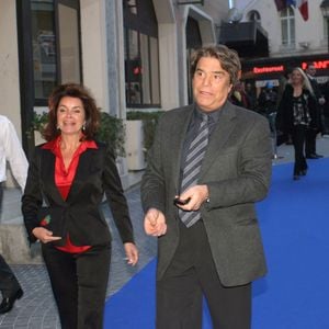 L'homme d'affaires Bernard Tapie et sa femme assistent à la soirée de réouverture du célèbre cabaret 'Bobino' à Paris, France, le 26 mars 2007. Photo by Benoit Pinguet/ABACAPRESS.COM