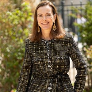 Carole Bouquet - Arrivées au défilé Chanel Collection Haute Couture Automne/Hiver 2025-2026 lors de la Fashion Week de Paris (PFW), au Grand Palais, à Paris, France, le 8 juillet 2025. © ThibaultDuboucher/Bestimage