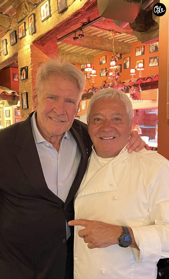 Harrison Ford au "Mamo Michelangelo", restaurant d'Antibes prisé par les stars @Facebook