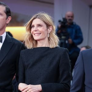 Melvil Poupaud, Chiara Mastroianni et Nicolas Pariser assistant à la projection de "Un peu avant minuit" lors de la 83e Mostra internationale du film de Venise, à la Sala Grande, le 10 septembre 2026 à Venise, en Italie. © Lucia Sabatelli