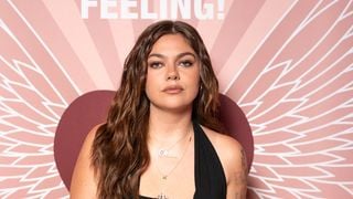 Louane brille aux côtés de la compagne de Vincent Cassel : la nouvelle égérie Tilbury fait sensation à Paris !