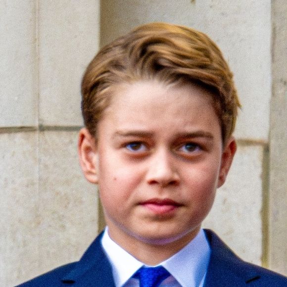 Comme chaque année, un cliché du petit garçon a été dévoilé

Le prince George de Galles - La famille royale britannique assiste aux célébrations du 80ème anniversaire de la fin de la Seconde guerre mondiale (VE Day) à Londres, le 5 mai 2025. Backgrid USA / Bestimage