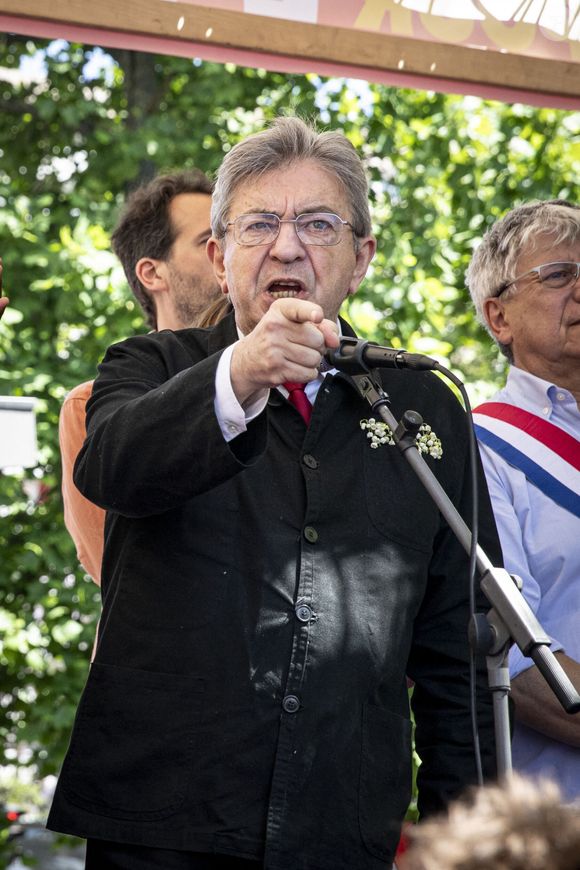 Jean-Luc Mélenchon lors de la manifestation du 1er mai à Paris, journée internationale des travailleurs le 1er mai 2025.

© Elyxandro Cegarra / PsnewZ / Bestimage