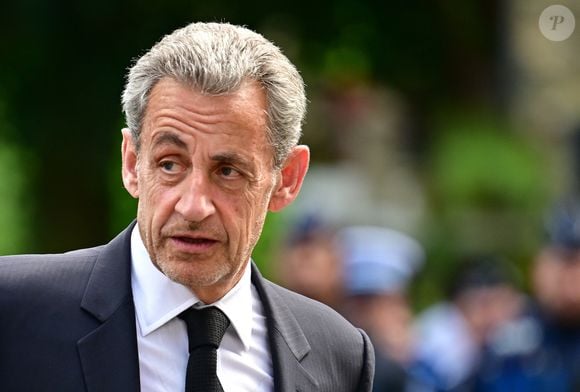 Le Ministre d'État, ministre de l'Intérieur, et l'ancien président de la République Nicolas Sarkozy lors d'une cérémonie en l'hommage à Aurélie Fouquet, la policière municipale de 26 ans avait été tuée lors de l'attaque d'un fourgon blindé le 20 mai 2010, à Villiers-sur-Marne (en banlieue parisienne), Val-de-Marne, France, le 20 mai 2025. © Christian Liewg/Bestimage
