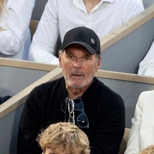 Laurent Baffie et Cendrine Dominguez dans les tribunes lors des Internationaux de France de Tennis de Roland Garros 2025, à Paris, le 29 mai 2025.
© Jacovides/Moreau/Bestimage