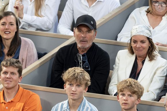 Laurent Baffie et Cendrine Dominguez dans les tribunes lors des Internationaux de France de Tennis de Roland Garros 2025, à Paris, le 29 mai 2025.

© Jacovides/Moreau/Bestimage