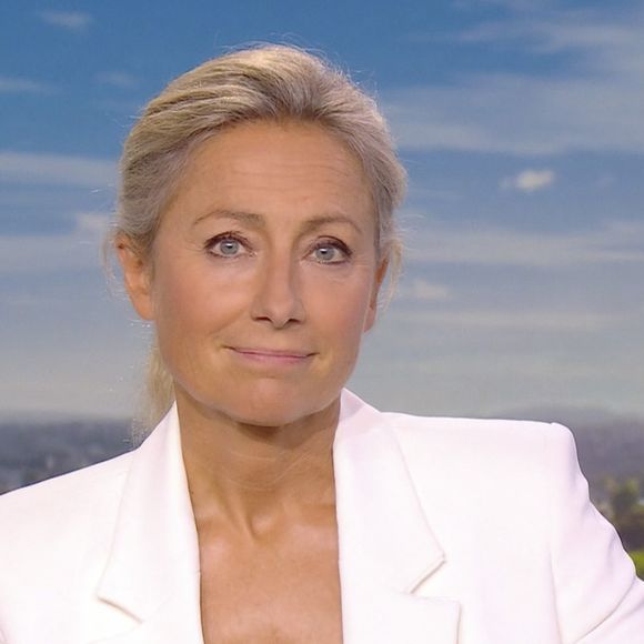 Dernier J.T de Anne-Sophie Lapix sur France 2 le 26 Avril 2025. © Capture d'ecran France TV via Bestimage