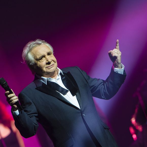 Exclusif - Michel Sardou - Ultime concert de Michel Sardou pour la dernière date de son spectacle "La dernière danse" à la Seine Musicale à Boulogne-Billancourt le 12 avril 2018. Le chanteur a rassemblé plus de 400 000 spectateurs pour une tournée de 82 concerts.  © Pierre Perusseau/Bestimage