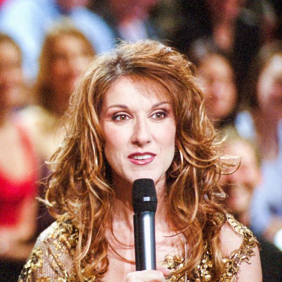 Sur le plateau d'"Envoyé spécial" en 1995, il confiera : "C'est un projet qui m'intéressait, à peu près le seul auquel je rêvais. J'avais vraiment envie de travailler pour cette fille-la en particulier". 

Archives - Le chanteur Jean-Jacques Goldman en présence de Céline Dion. © Patrick Carpentier / Bestimage