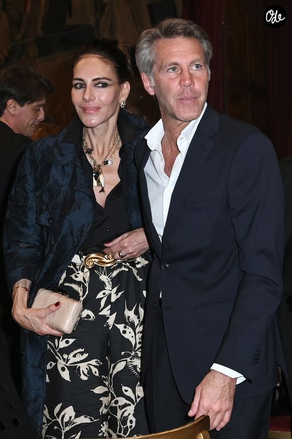 Si le prince a depuis connu une autre histoire avec Adriana Abascal dont il est séparé depuis, il n'en garde pas moins beaucoup d'amour pour la mère de ses filles

Adriana Abascal et le prince Emmanuel-Philibert de Savoie - Concerto pour la paix de Omar Harfouch dans la chambre de députés à Rome en Italie le 29 avril 2025.