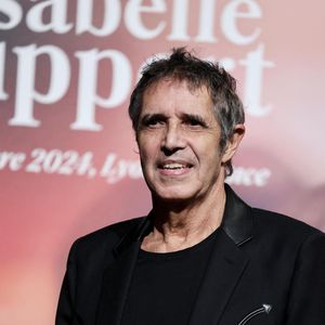Un moment chargé d’émotion pour l’artiste, qui rendra hommage à Robert Badinter, désormais entré au Panthéon.

Julien Clerc Centre de Congrès à Lyon, France, le 18 octobre 2024. 

© Dominique Jacovides/Bestimage