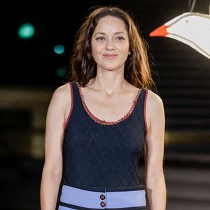 Marion Cotillard au photocall du défilé Chanel Collection Femme Prêt-à-Porter Printemps/Eté 2027 lors de la Fashion Week de Paris (PFW) au Grand Palais, à Paris, France, le 5 octobre 2026.

© Olivier Borde/Bestimage