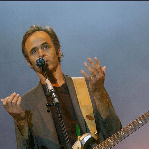 "Jean Jacques Goldman les francofolies 2004 à la Rochelle" AGENCE / BESTIMAGE
