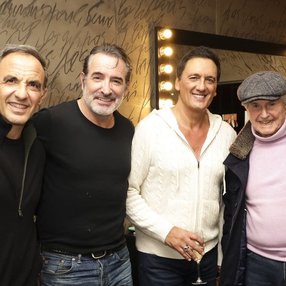 Jean Dujardin s'est rendu à l'Olympia pour applaudir son ami Dany Brillant.

Exclusif - Nikos Aliagas, Jean Dujardin, Dany Brillant, Claude Lelouch - Célébrités au concert de Dany Brillant à l'Olympia à Paris le 15 février 2026. Après 3 ans d'absence en live Dany est à nouveau sur scène pour un show " BEST OF TOUR " de ses plus grands titres ! © Jack Tribeca/Bestimage