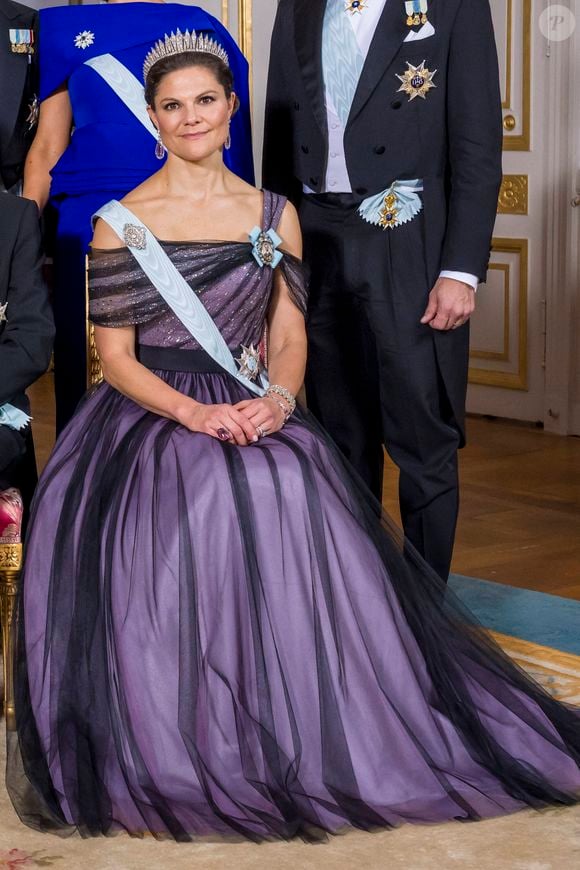 La princesse Victoria de Suède lors de la photo de famille pour la cérémonie du prix Nobel 2024 au Palais royal de Stockholm, Suède, le 10 décembre 2024. © Dana Press/Bestimage