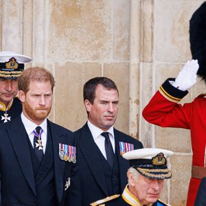 Le prince William, prince de Galles, Timothy Laurence, Le prince Harry, duc de Sussex, Peter Phillips, Le prince Andrew, duc d’York, Le roi Charles III d'Angleterre, le prince Edward, comte de Wessex  et La princesse Anne - Funérailles d'Etat de la reine Elizabeth II d'Angleterre, à Londres, Royaume Uni, le 19 septembre 2022.

©Dana Press / Bestimage