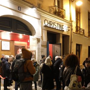 Voici l'histoire de ce film.


Exclusif - Illustration lors de la projection du premier court-métrage de Pascale Louange "L'erreur" au cinéma Le Christine à Paris le 21 janvier 2025. "L'Erreur", lorsque l'enfant est victime de l'aliénation maternelle. Un film bouleversant.

© Marc Ausset-Lacroix / Bestimage