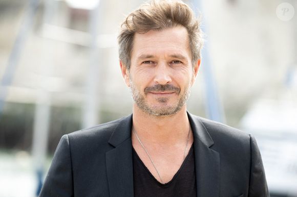 Alexandre Varga a ajouté  : "Je n’étais pas au bon endroit à ce moment-là de ma vie, mais depuis, j’ai avancé". C'est bien tout ce qui compte.

Alexandre Varga participe au photocall Cassandre lors du Festival de la Fiction de La Rochelle le 16 septembre 2022 à La Rochelle, France. Photo by David Niviere/ABACAPRESS.COM
