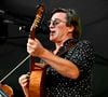 Le chanteur prépare deux projets pour célébrer son immense carrière : un spectacle-hommage et un documentaire consacré aux années les plus marquantes de l’artiste. 

Thomas Dutronc en concert lors du 5ème Festival de Jazz en Albret à Nérac, le 14 septembre 2025. © Thierry Breton / PsnewZ / Bestimage