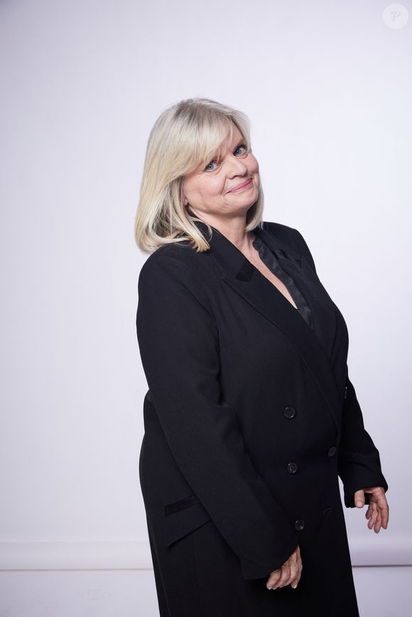 Exclusif - Isabelle Nanty - Studio - Enregistrement de l'émission "La Fine Equipe : Le retour!" à Paris, diffusée le 14 janvier sur France 2. Le 3 novembre 2022
© Cyril Moreau-Tiziano Da Silva / Bestimage
