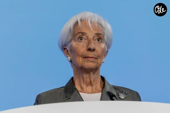 Conference de presse de Christine Lagarde - Le Conseil des gouverneurs de la BCE a maintenu inchangés les taux directeurs de la zone euro. Le taux de dépôt, essentiel pour les banques et les épargnants, reste fixé à 2,25 %. La conférence de presse portera principalement sur les décisions de politique monétaire ainsi que sur les perspectives de la banque centrale. Francfort-sur-le-Main, Banque centrale européenne, Hesse, Allemagne. Décision de la BCE sur les taux d'intérêt, 23 juillet 2026 . © Imago/PsnewZ/Bestimage