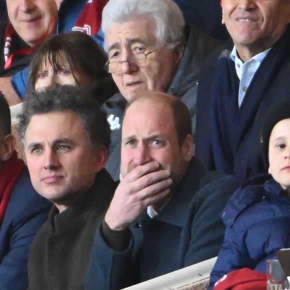 “J'avais des amis qui étaient fans d’Aston Villa et mon premier match était entre Bolton et Aston Villa en FA Cup dans les années 2000”, ajoute le prince William

Le prince William, prince de Galles assiste en tribune à la 7ème journée de Ligue des Champions 2024/2025 opposant l'AS Monaco à Aston Villa au stade Louis II de Monaco, le 21 janvier 2025. © Bruno Bebert/Bestimage
