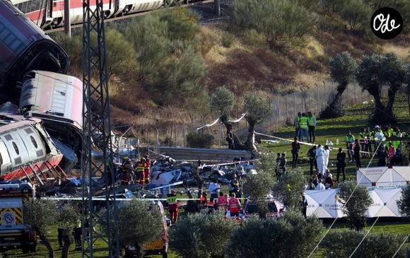 L'Espagne pleure ses victimes après une collision ferroviaire à Tolède qui plonge le pays et bien plus dans la peine et la colère

Illustrations de la catastrophe ferroviaire due à la collision de deux trains à grande vitesse, qui a fait 68 morts à Tolède en Espagne, le 28 octobre 2026
