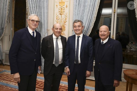 François d’Orcival, Eric Trappier, Gérald Darmanin et Marc Ladreit de Lacharrière - Dîner de La Revue des Deux Mondes au Cercle Interalliée avec en invité d’honneur Gerald Darmanin, Paris, France, le 3 novembre 2025. Les salons du Cercle Interallié ont fait salle comble ce soir-là, réunissant de nombreuses personnalités du monde de la politique, des affaires, du droit, de la culture ou encore de la diplomatie, venues écouter le garde des Sceaux. 
© Jack Tribeca / Bestimage