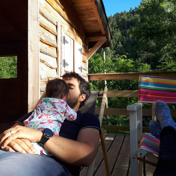 Héloïse et Mathias Weiner (Familles nombreuses, la vie en XXL), à la tête d'une fratrie de sept enfants.