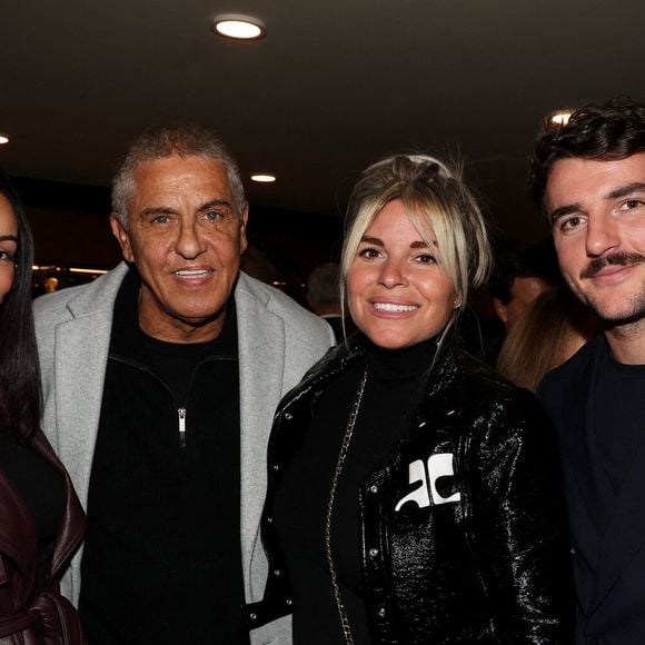 Exclusif - Samy Naceri et sa compagne Sofia Athena, Sophie Tapie (enceinte) et son mari Baptiste Germain lors du cocktail après-spectacle lors de la soirée Ciné-concert symphonique "Alain Delon, le dernier Samouraï" au Palais des congrès à Paris le jour de son anniversaire le 8 novembre 2024.

© Jacovides / Moreau / Bestimage