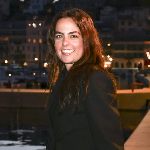 Anouchka Delon pose en backstage de l'émission "C à vous" lors du 78ème Festival International du Film de Cannes le 15 mai 2025. © Jack Tribeca / Bestimage