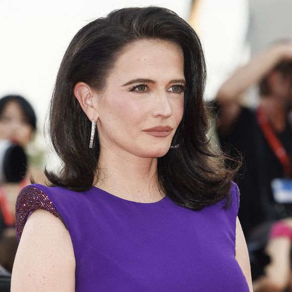 Loin de l'actrice glamour entourée de mystère...

Eva Green assiste au tapis rouge de "Battlefield" (Campo Di Battaglia) lors de la 81e Mostra de Venise le 31 août 2024 à Venise, en Italie.  Photo by Marco Piovanotto/ABACAPRESS.COM