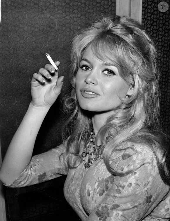 Brigitte Bardot, à Londres, le 9 avril 1959, pour tourner le film "Babette goes to war" ("Babette part à la guerre").

Crédit photo : Keystone Press Agency/ZUMA Press Wire